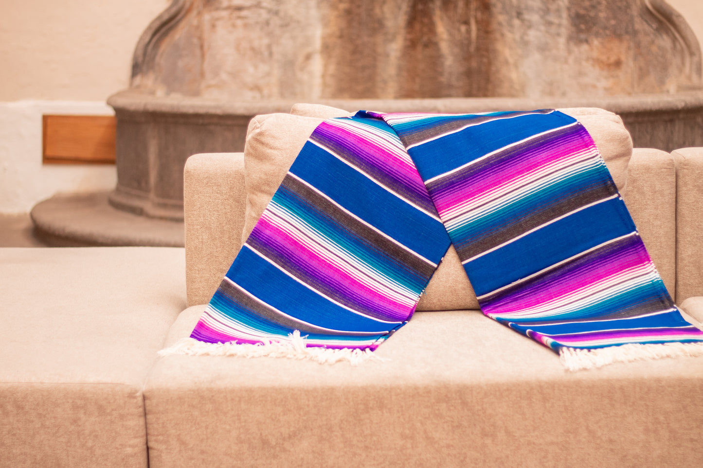 Sarape Artesanal Saltillo de Acrílico tamaño Matrimonial medidas de 1.60x2.00 mts