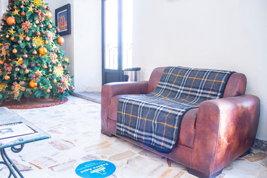 Frazada Venecia de lana premium extra suave 1.60 x 2.00 mts.