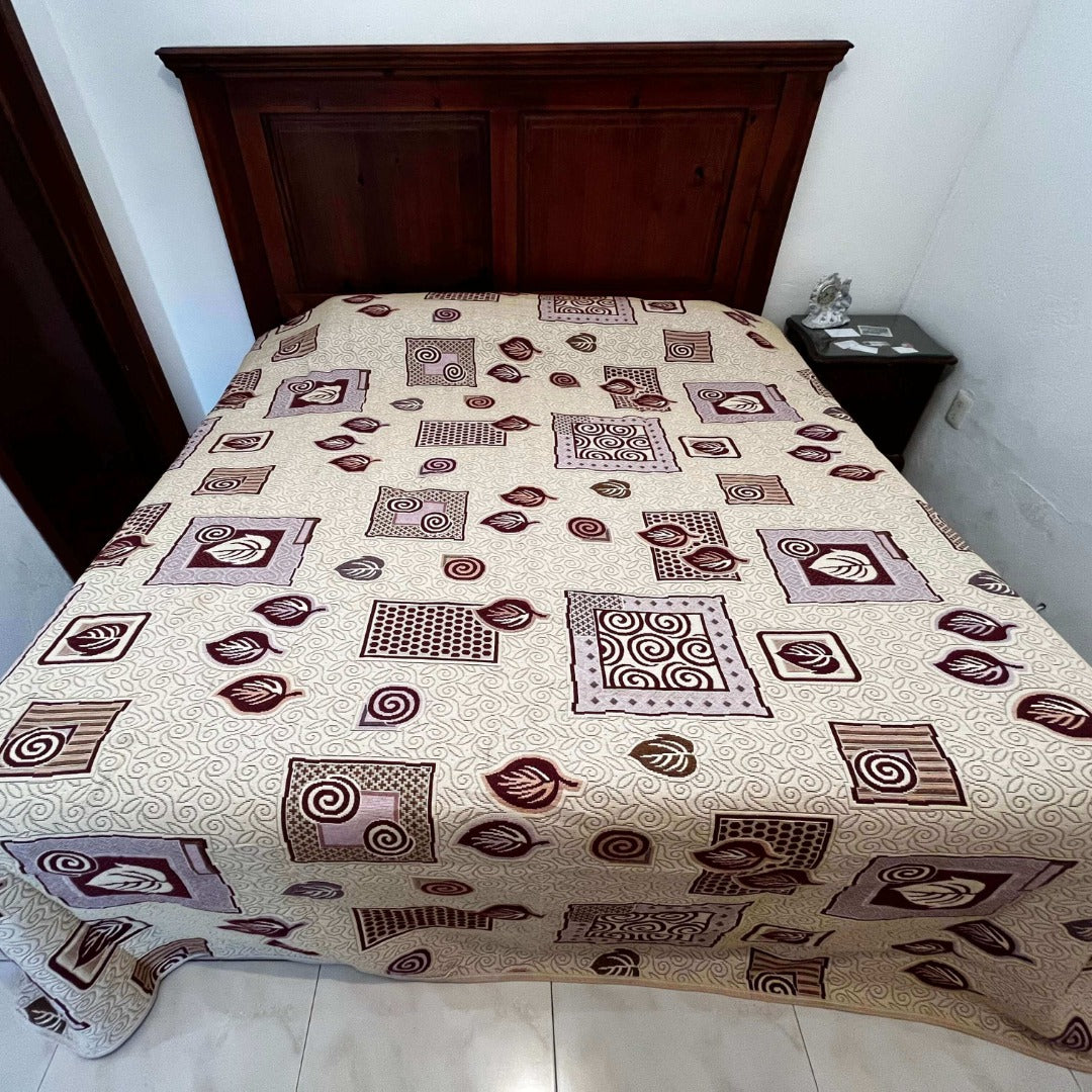 Colcha tipo Española doble Vista King Size 2.70 x 2.50 mts.