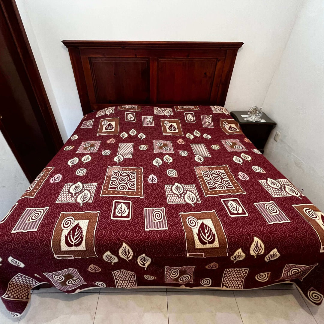 Colcha tipo Española doble Vista King Size 2.70 x 2.50 mts.