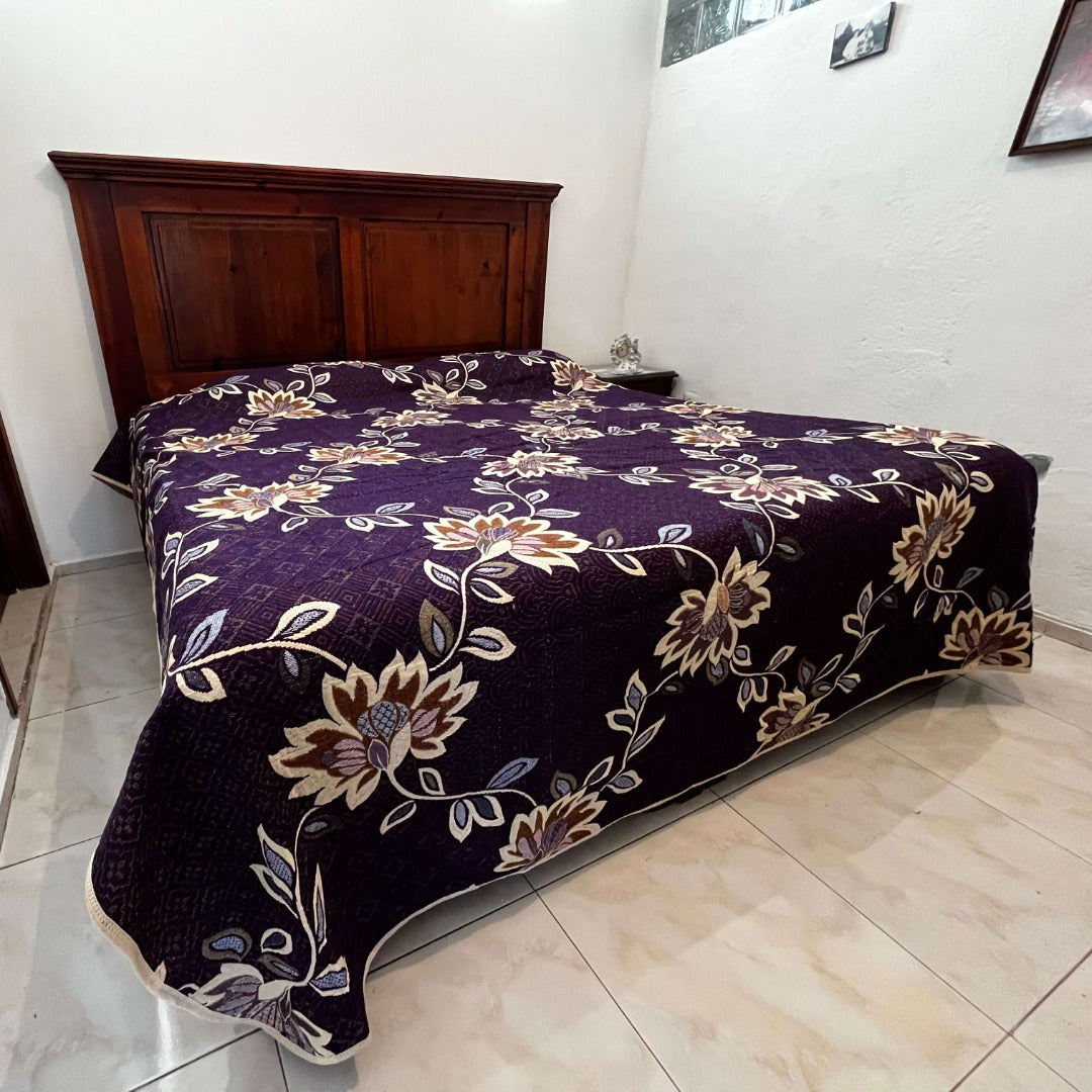 Colcha tipo Española doble Vista King Size 2.70 x 2.50 mts.