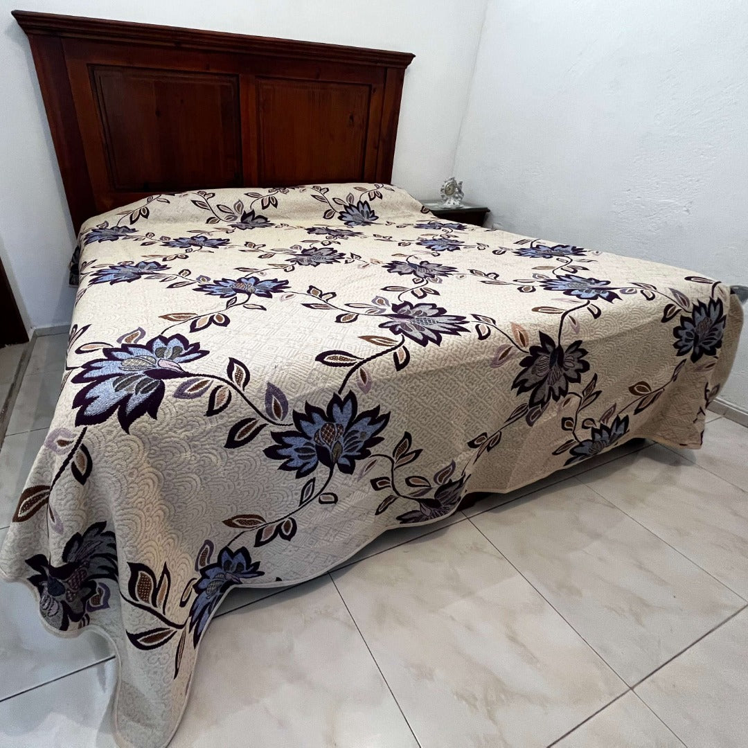Colcha tipo Española doble Vista King Size 2.70 x 2.50 mts.