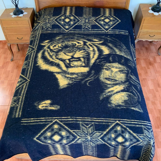 Súper Cobertor de material regenerado doble vista 1.90 x 2.20