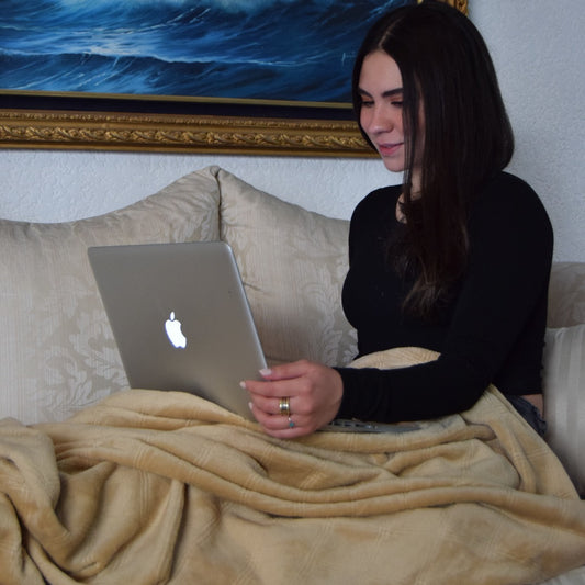 Frazada gofrada 100% Microfibra MATRIMONIAL medidas 1.80 x 2.30 mts