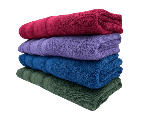 Toalla de algodón importado en medida "1/2 baño" es súper suave y absorbente, tamaño de .70 cm x 1.00 mts